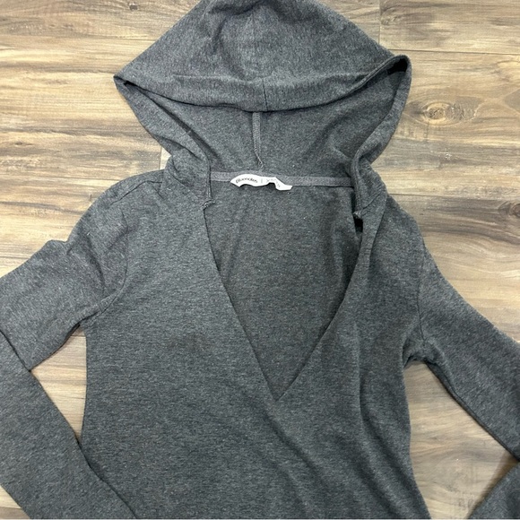 Bluenotes Y2K V-Neck Charcoal Hooded Dress - Picture 3 of 5